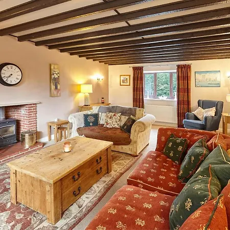 Holiday home Host & - Larpool Mews *